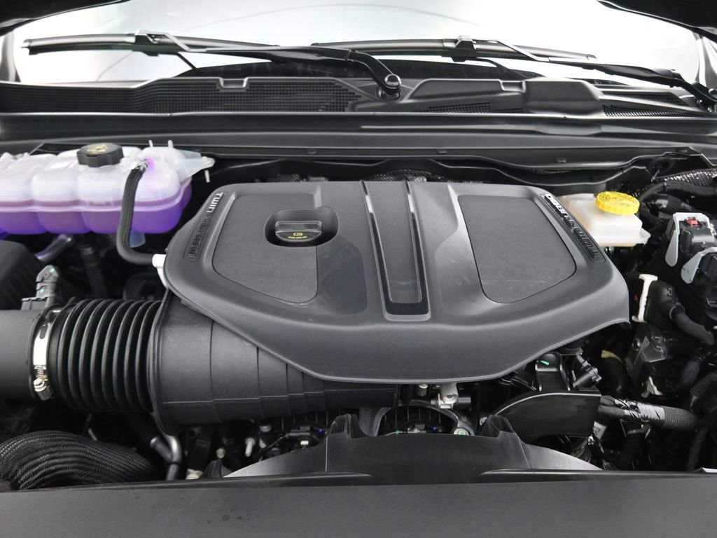 New 2025 RAM 1500 Tradesman w/ Night Edition image 18