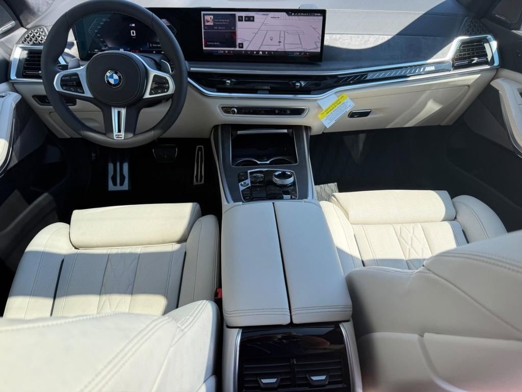 New 2026 BMW X7 M60i image 9