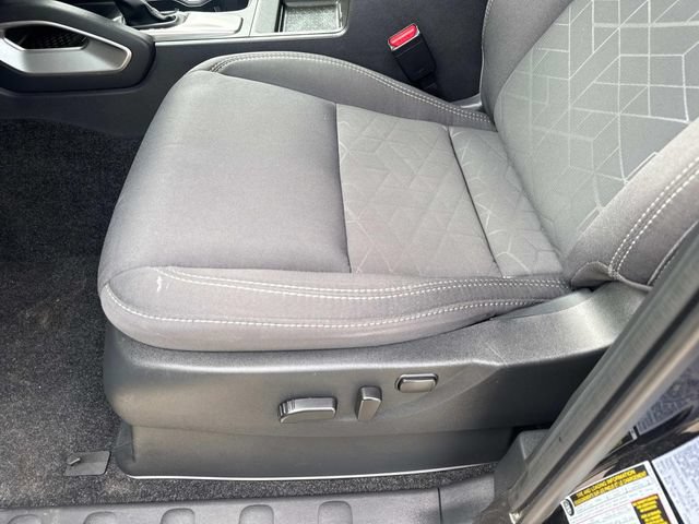 Used 2025 Nissan Frontier SV RWD image 22