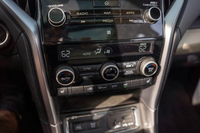 Used 2021 Subaru Ascent Limited w/ Technology Package AWD/4WD image 24