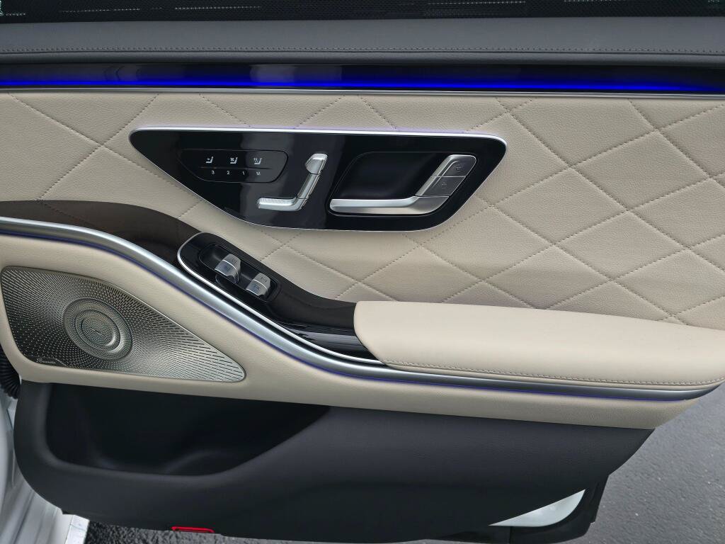 New 2026 Mercedes-Benz S 580 4MATIC Sedan image 23