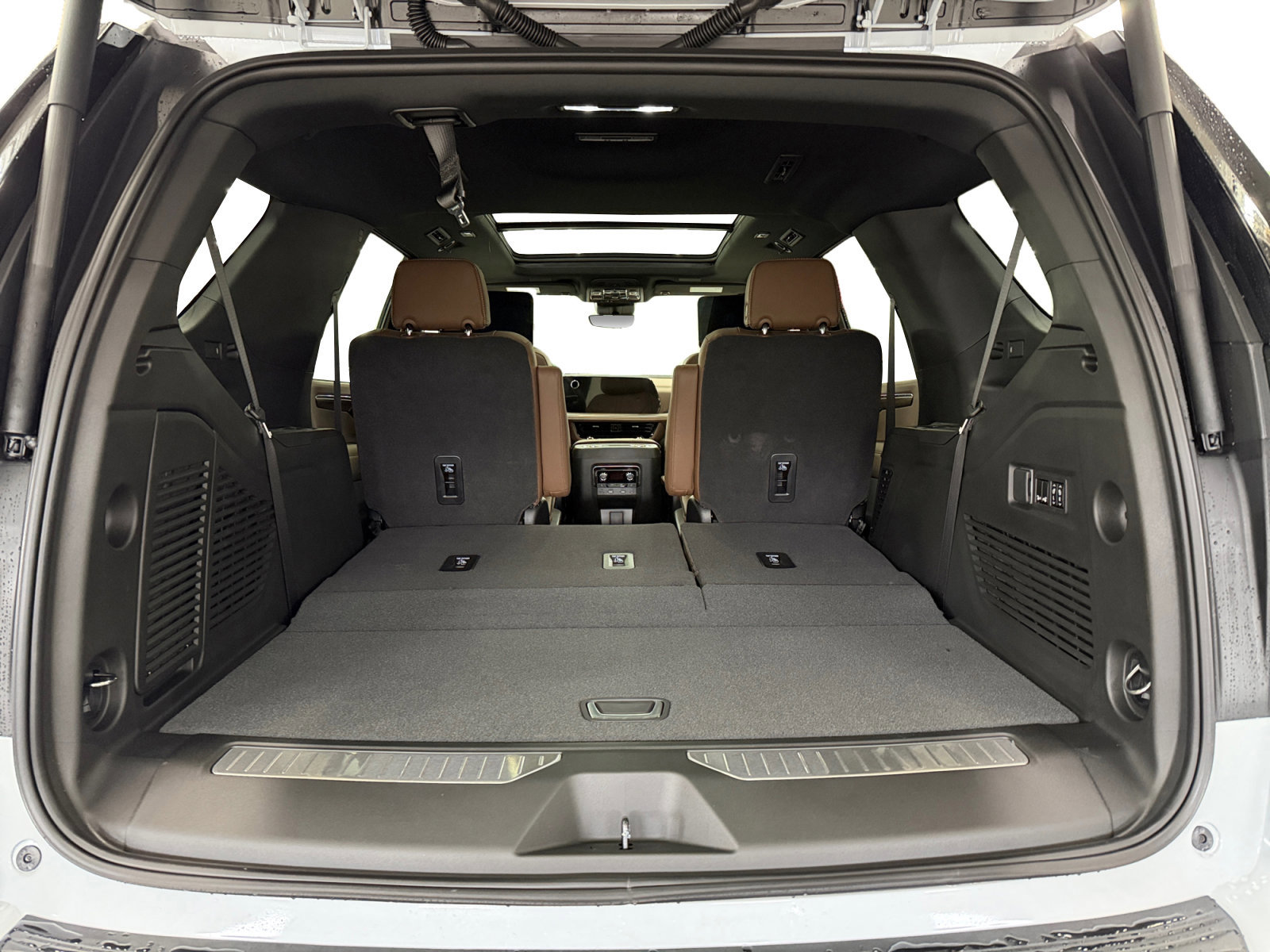 New 2026 Chevrolet Tahoe High Country AWD/4WD image 33