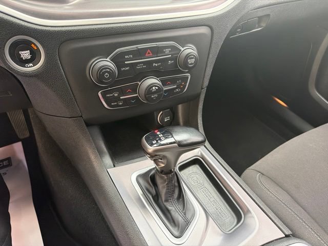 Used 2022 Dodge Charger R/T RWD image 11