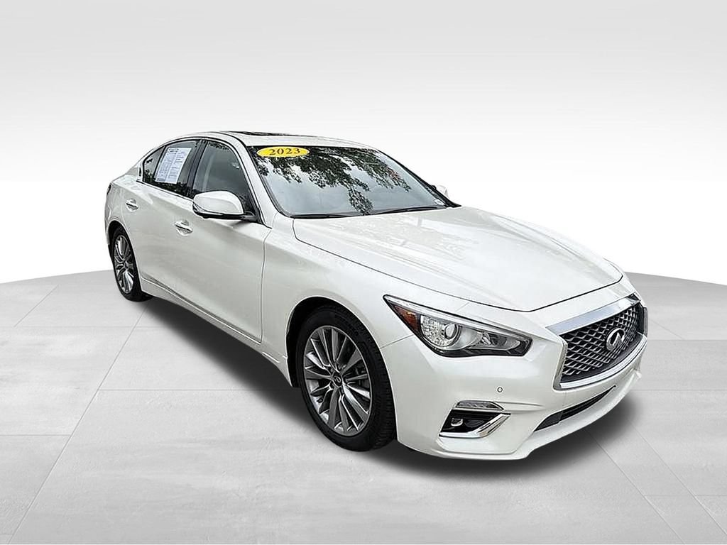 Used 2023 INFINITI Q50 Luxe w/ Cargo Package RWD image 3