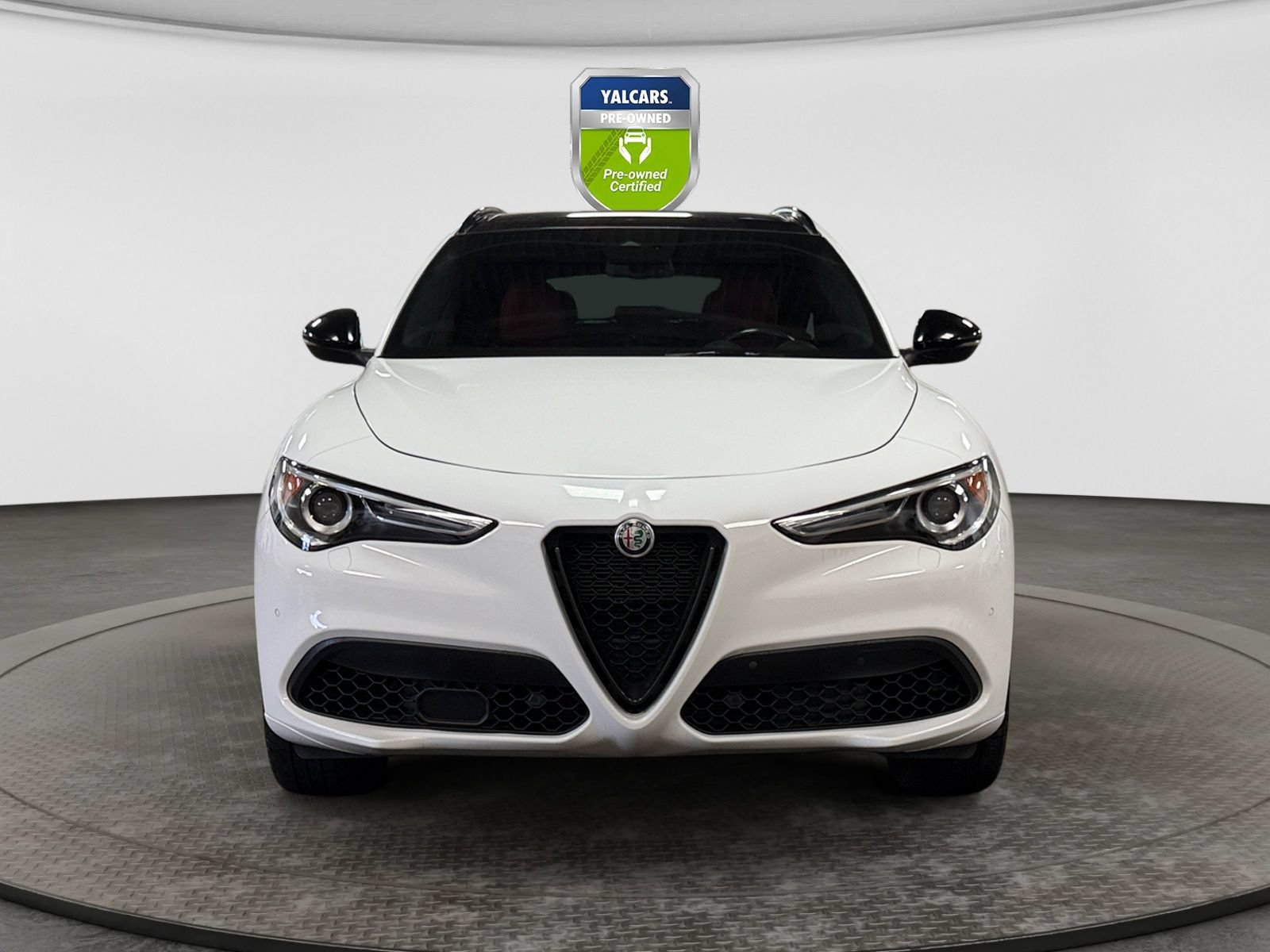 Used 2022 Alfa Romeo Stelvio Veloce AWD/4WD image 8