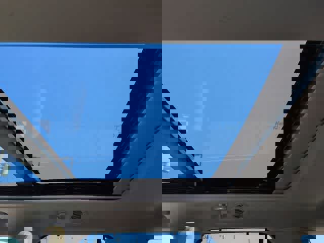 Used 2021 Ford Explorer Limited image 21