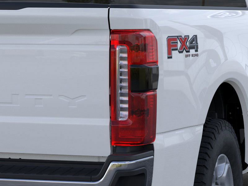 New 2026 Ford F350 XLT w/ XLT Premium Package AWD/4WD image 21
