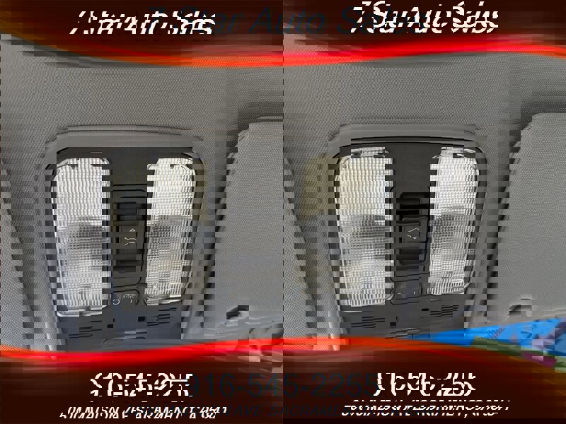 Used 2005 Acura TL w/ Navigation System image 10