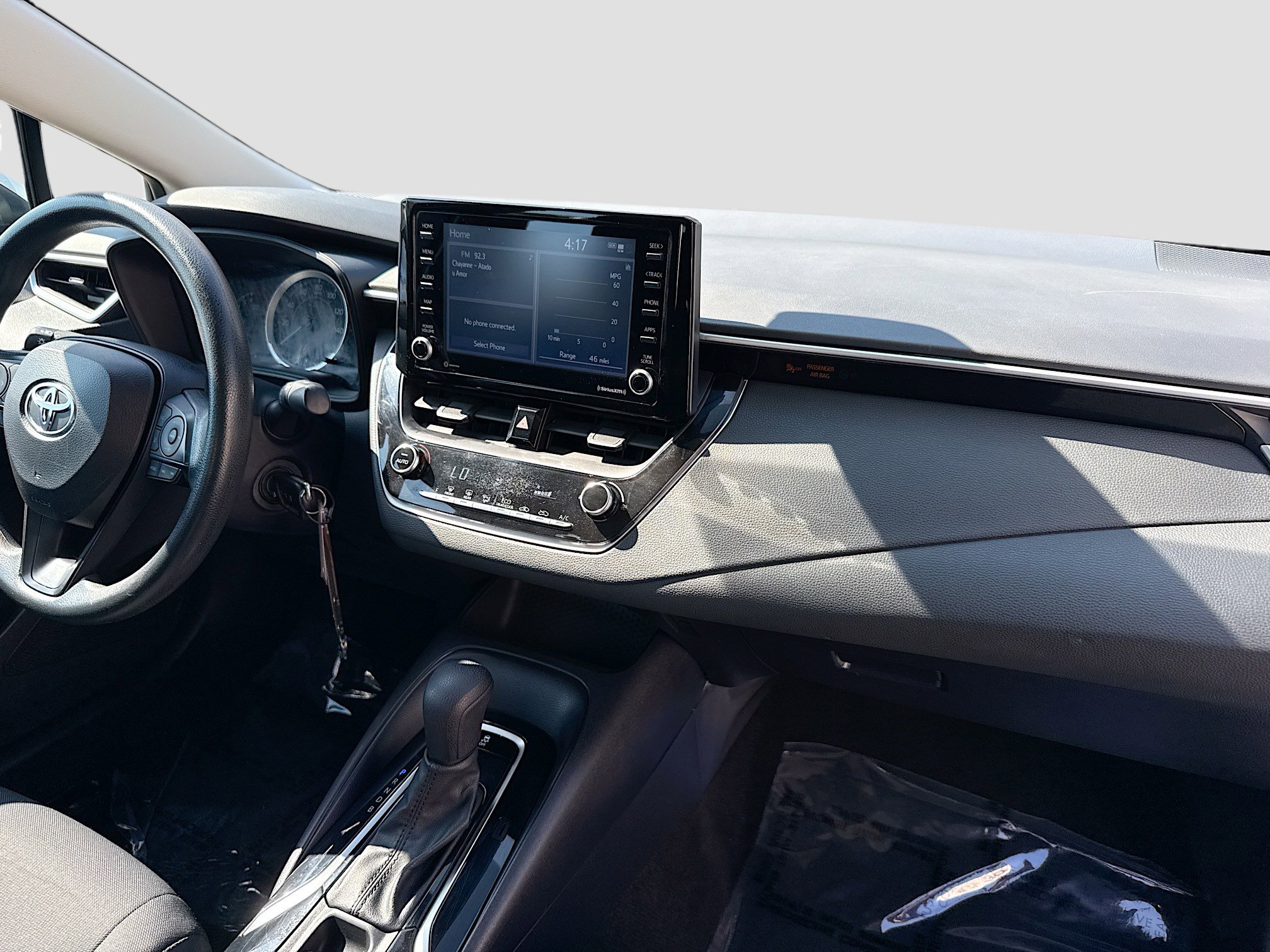 Used 2022 Toyota Corolla LE FWD image 29