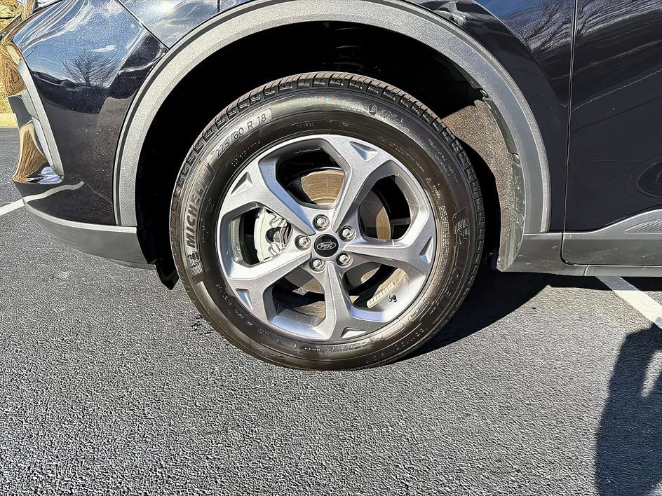 Used 2025 Ford Escape ST-Line w/ Tech Pack #1 image 8