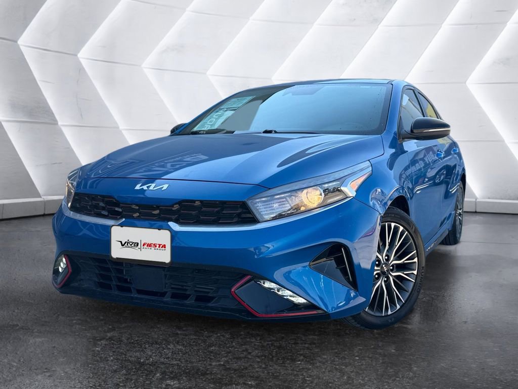 Used 2024 Kia Forte GT-Line w/ GT-Line Premium Package image 3