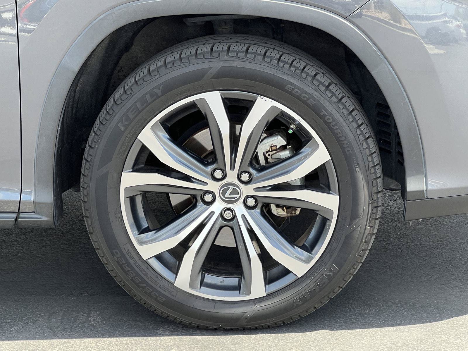 Used 2022 Lexus RX 350L Premium w/ Premium Package AWD/4WD image 16