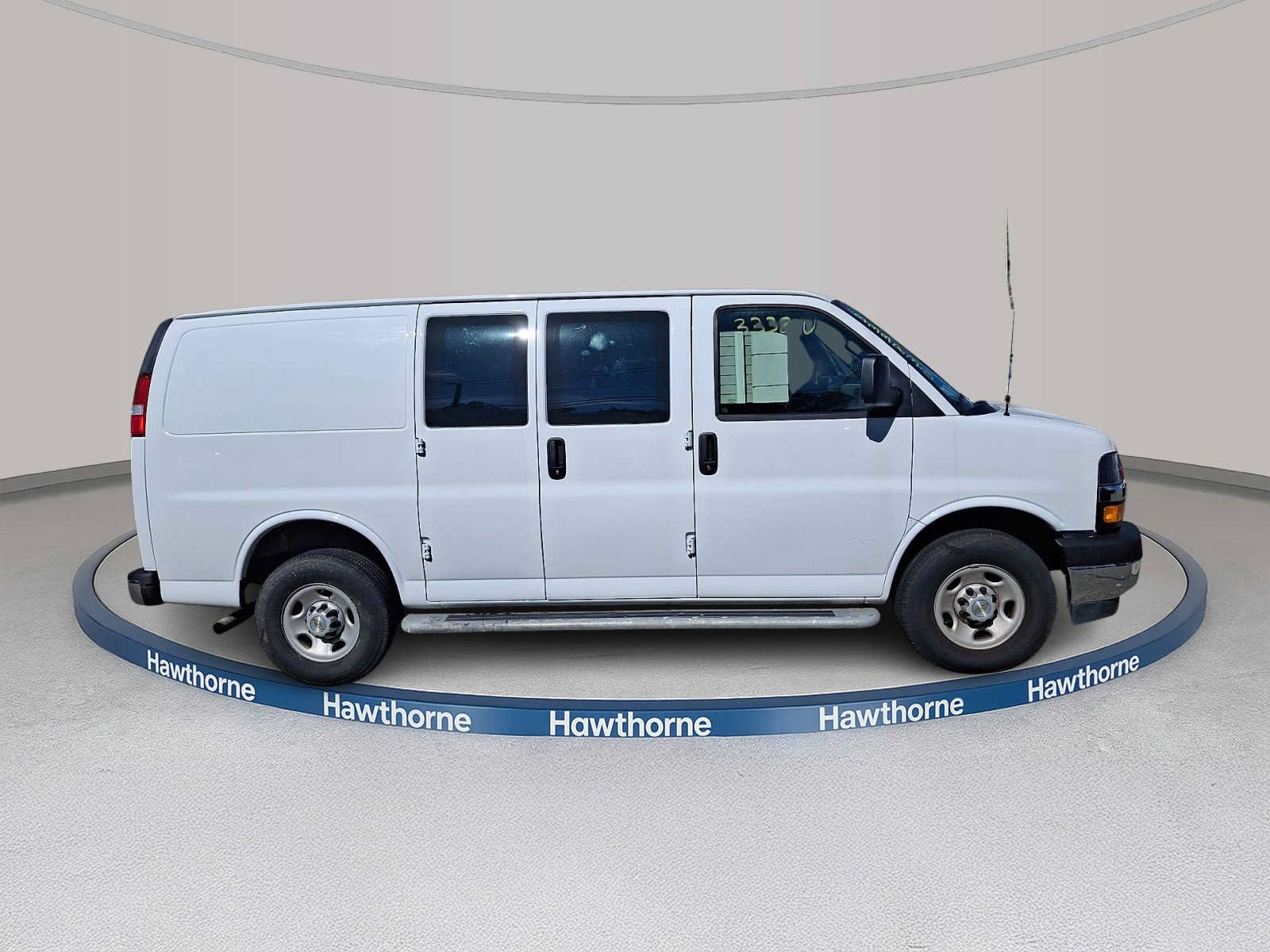 Used 2025 Chevrolet Express 2500 w/ Driver Convenience Package RWD image 7