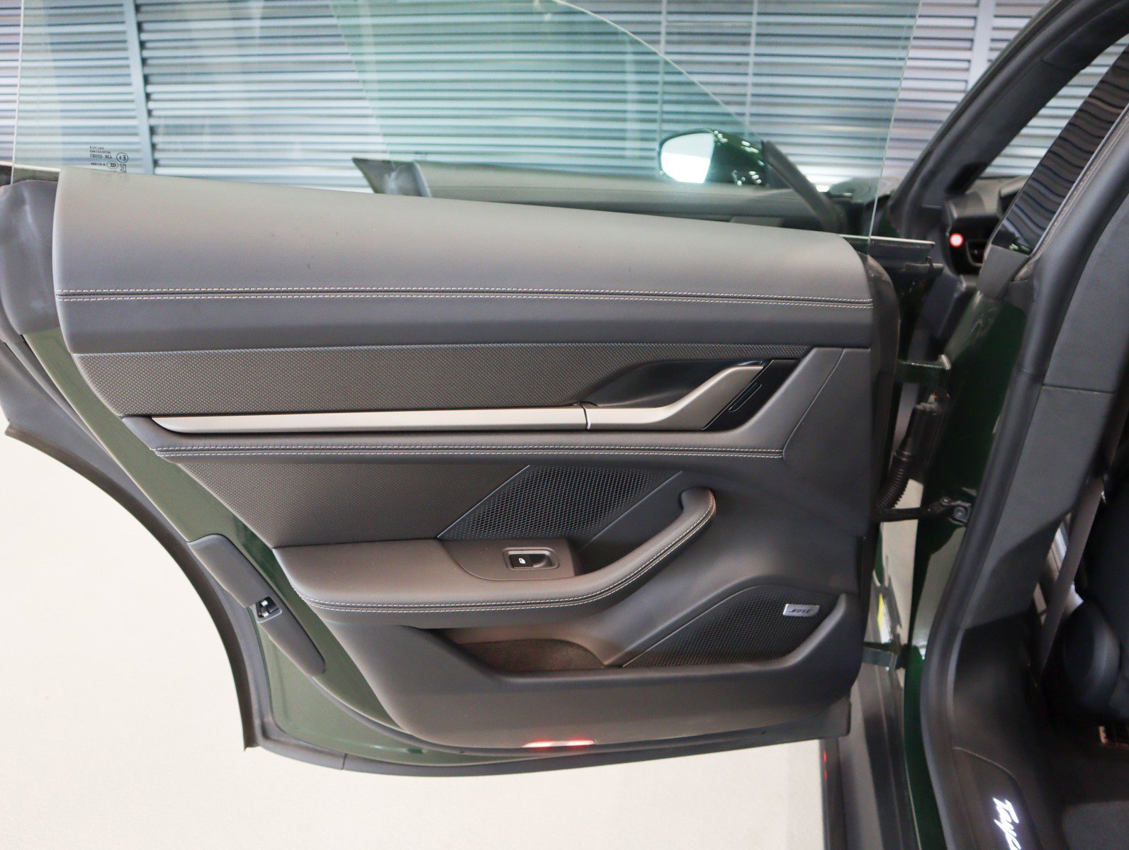 Used 2025 Porsche Taycan Turbo S image 25