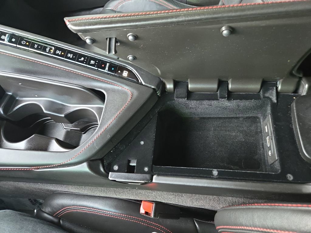 Used 2020 Chevrolet Corvette Stingray Premium Cpe w/ 3LT Preferred Equipment Group image 27