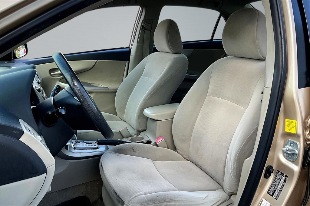 Used 2011 Toyota Corolla LE FWD image 21