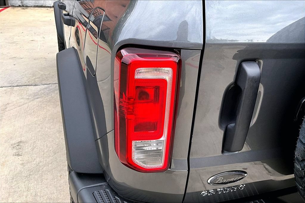 Used 2024 Ford Bronco Black Diamond AWD/4WD image 40