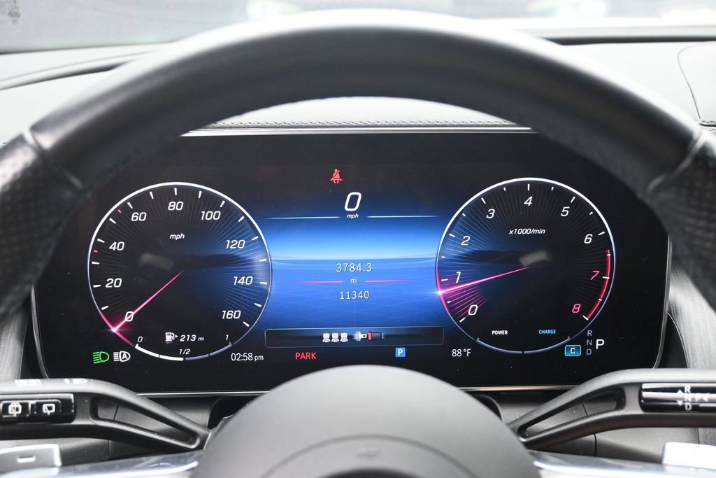 Used 2024 Mercedes-Benz GLC 300 4MATIC image 13