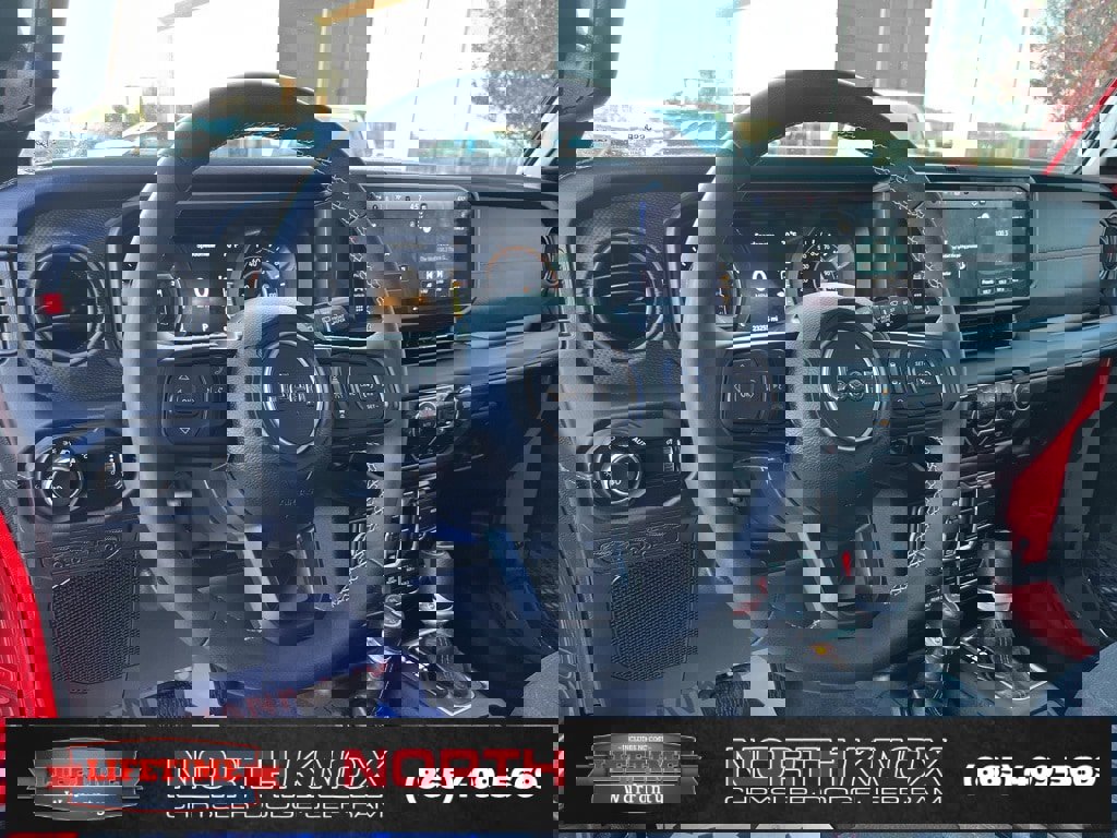 Used 2025 Jeep Wrangler Unlimited Rubicon image 6