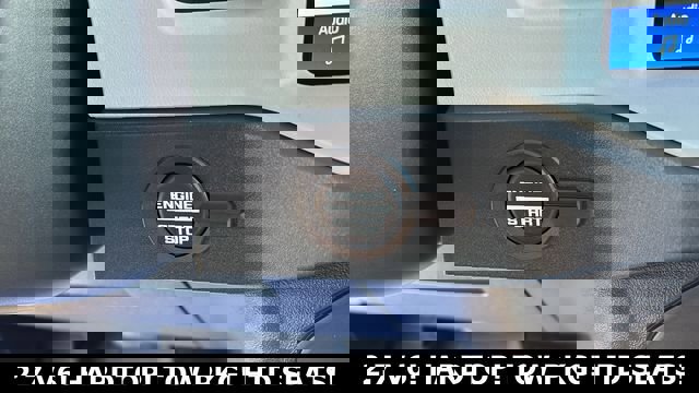 New 2025 Ford Bronco Heritage Edition image 9