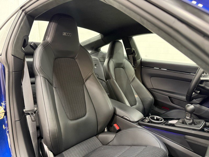 Used 2024 Porsche 911 Carrera T image 39