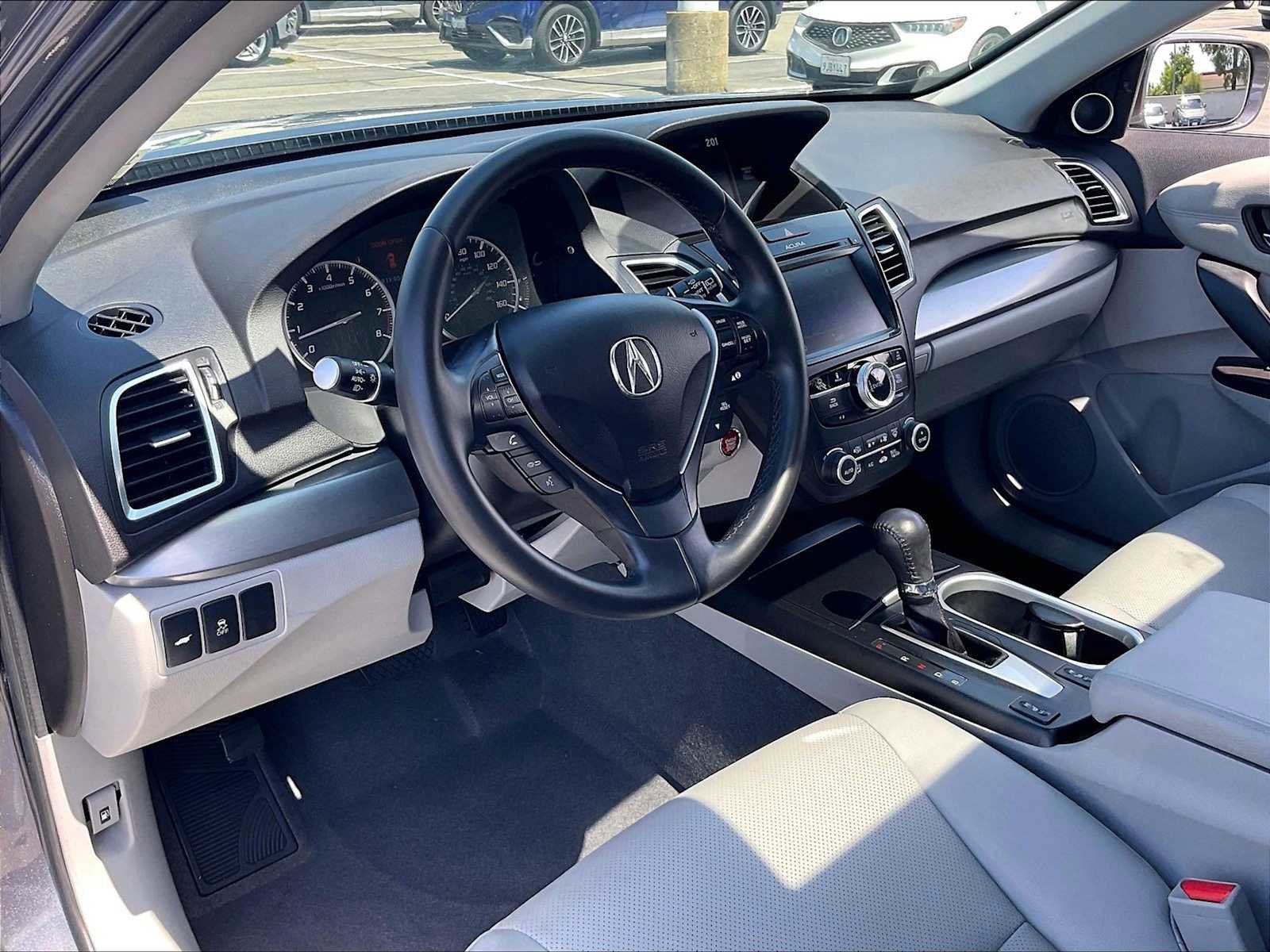 Used 2018 Acura RDX FWD w/ Technology Package image 16