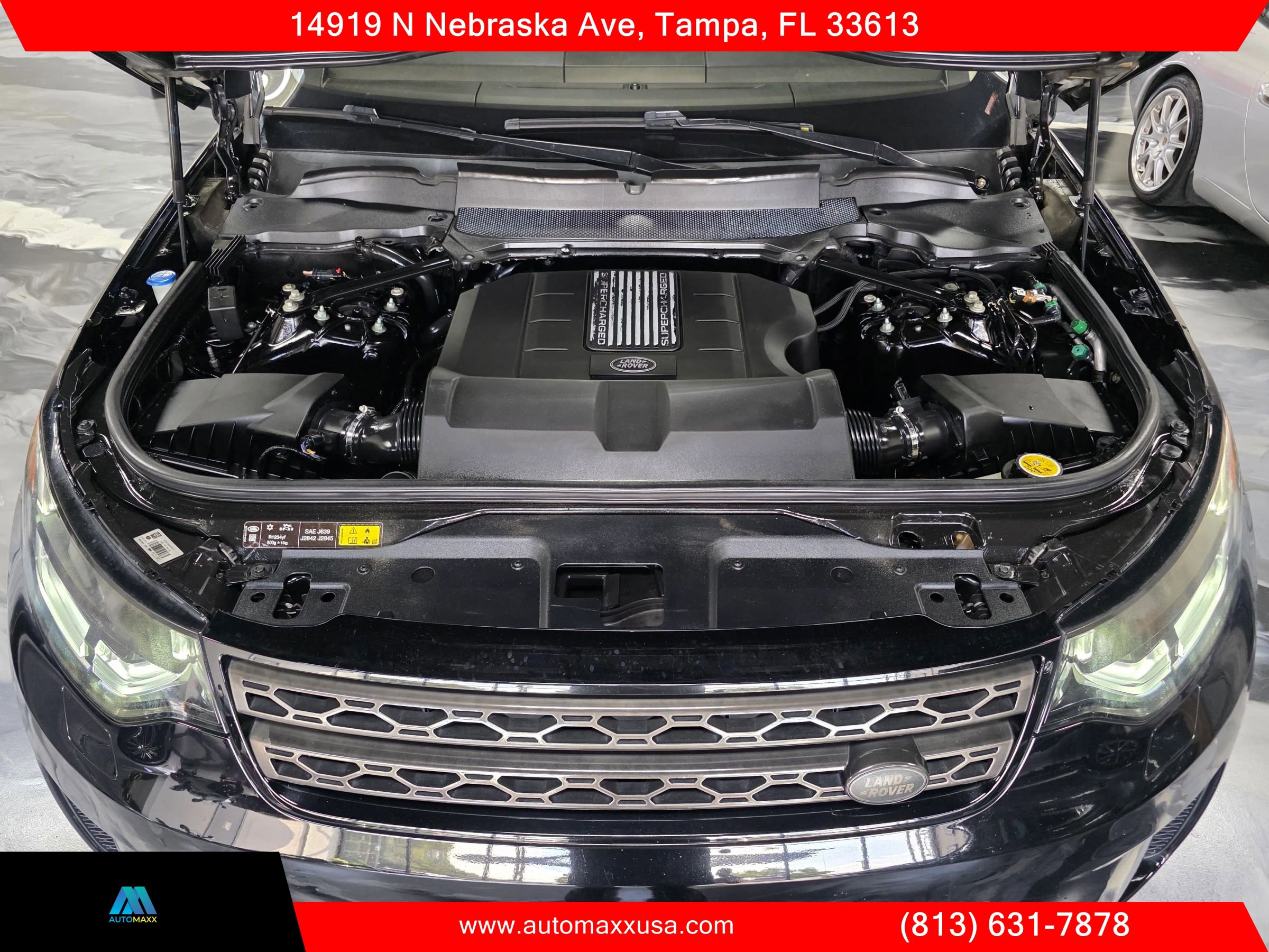 Used 2019 Land Rover Discovery SE AWD/4WD image 27