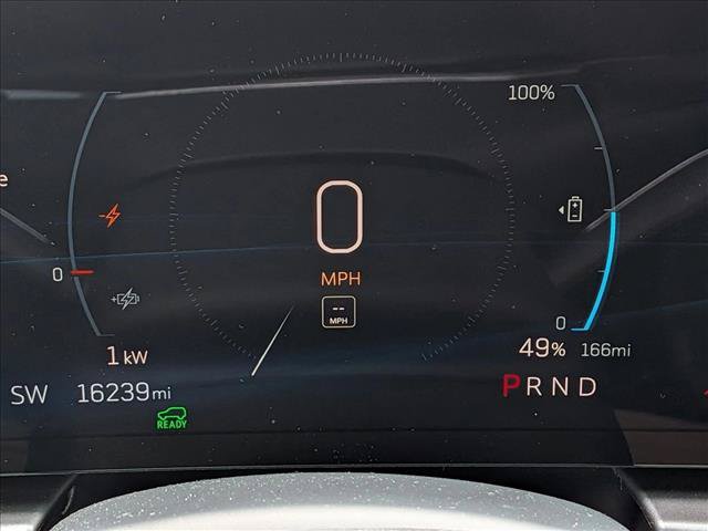 Used 2024 Cadillac Lyriq Tech AWD/4WD image 9