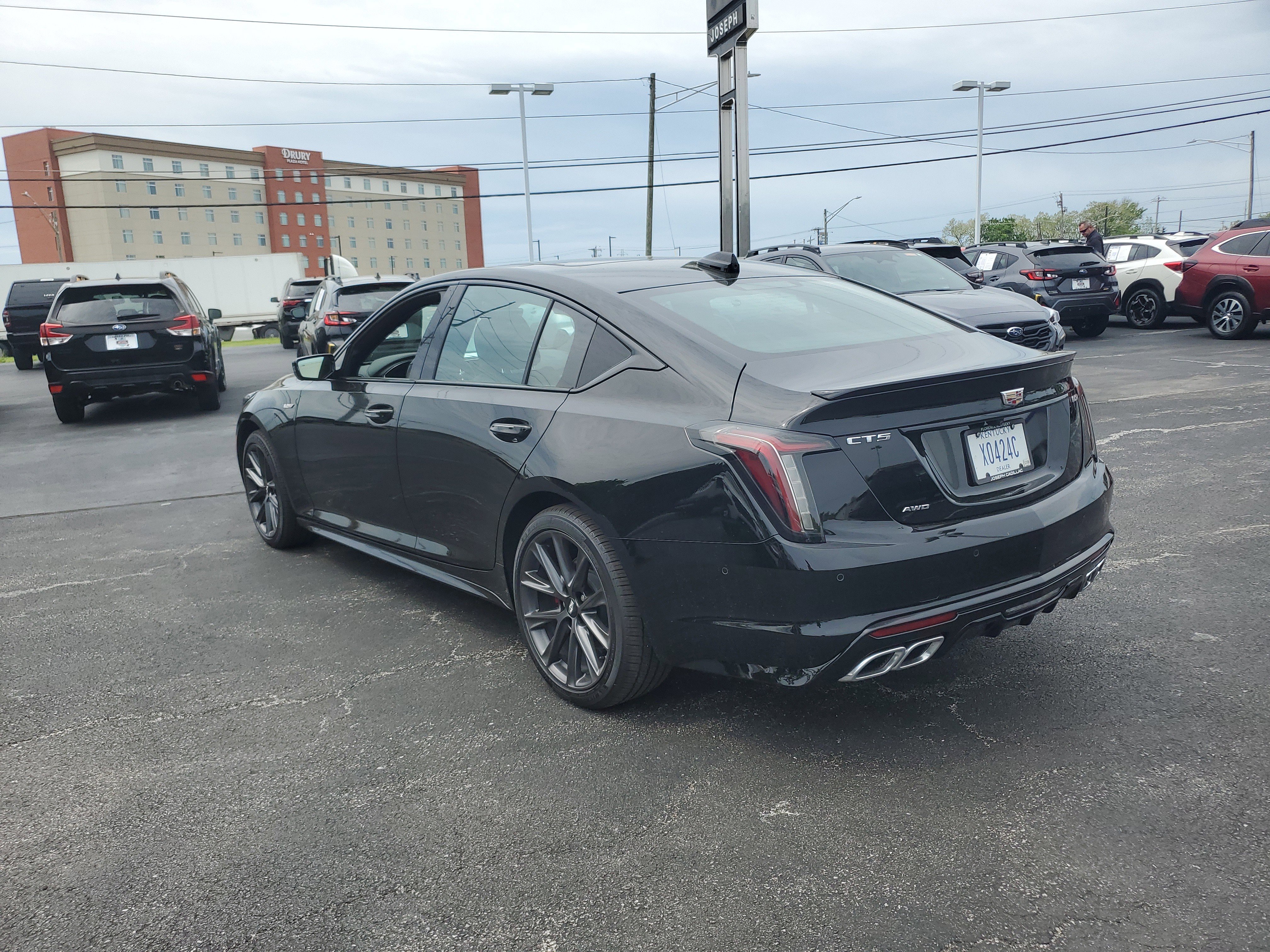 Used 2024 Cadillac CT5 V w/ Premium Package AWD/4WD image 2