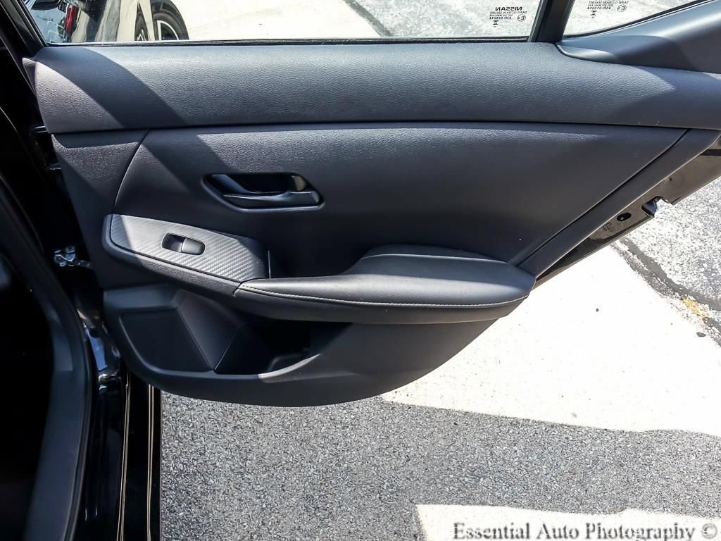 Used 2025 Nissan Sentra SV FWD image 23