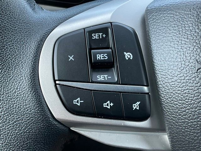 Used 2023 Ford Explorer XLT w/ Equipment Group 202A AWD/4WD image 33