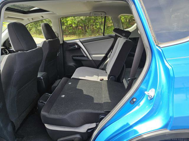 Used 2017 Toyota RAV4 XLE image 20