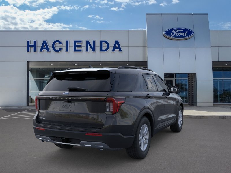New 2026 Ford Explorer Active w/ Active Comfort Package RWD image 8