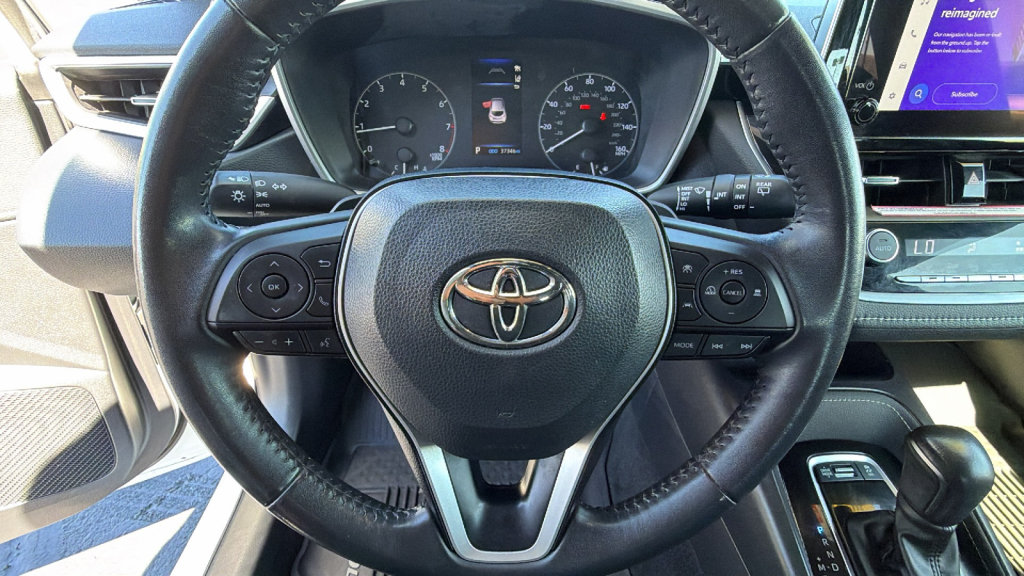 Certified 2024 Toyota Corolla SE FWD image 18