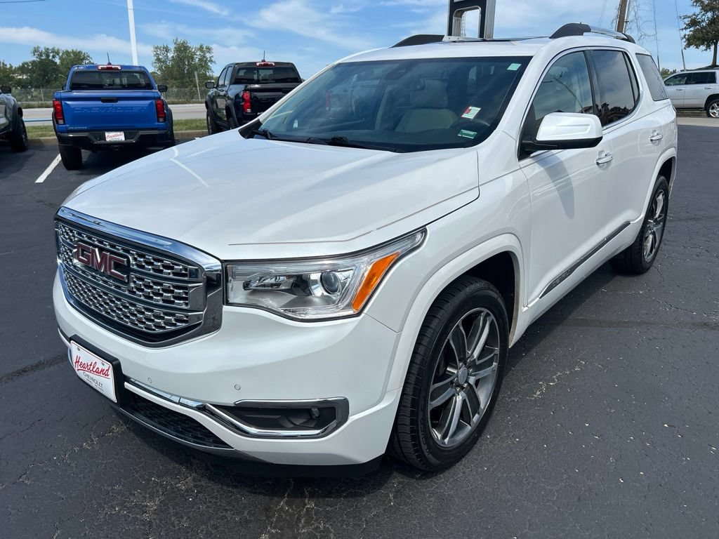 Used 2018 GMC Acadia Denali AWD/4WD image 9