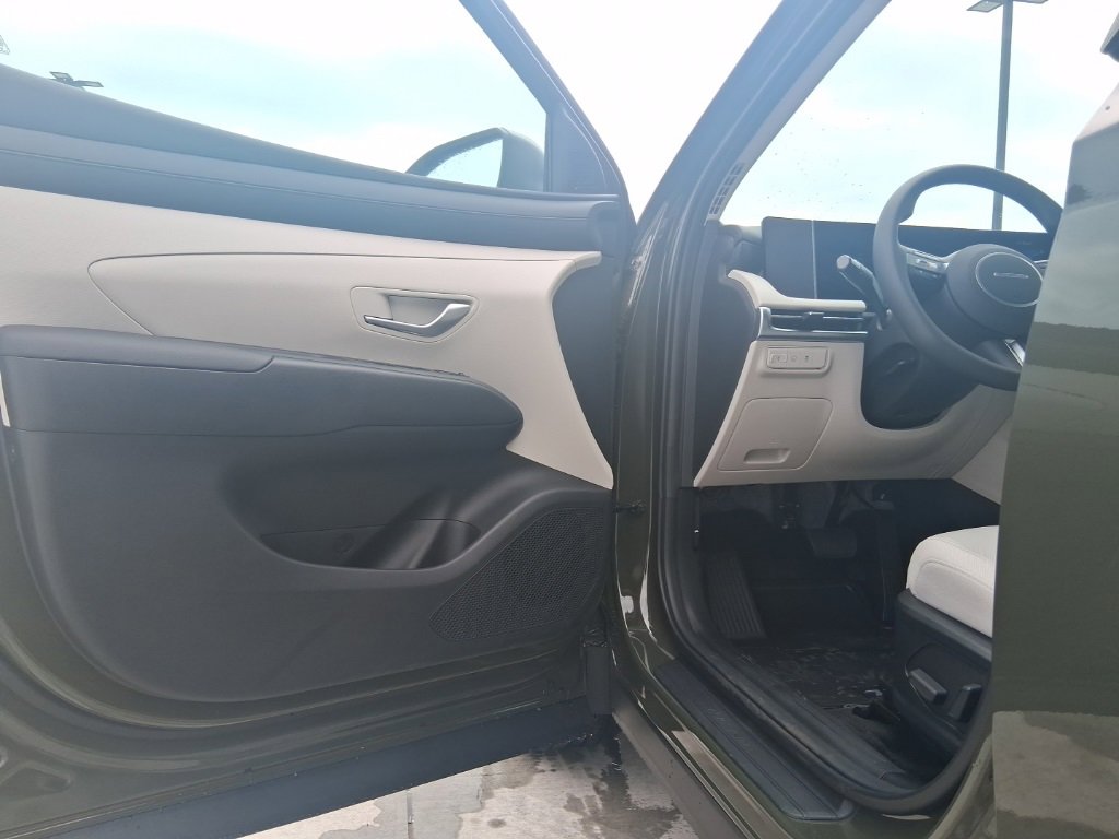New 2026 Hyundai Tucson SEL image 16