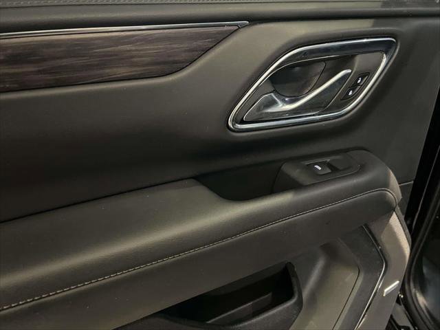 Used 2024 Chevrolet Suburban LT image 10