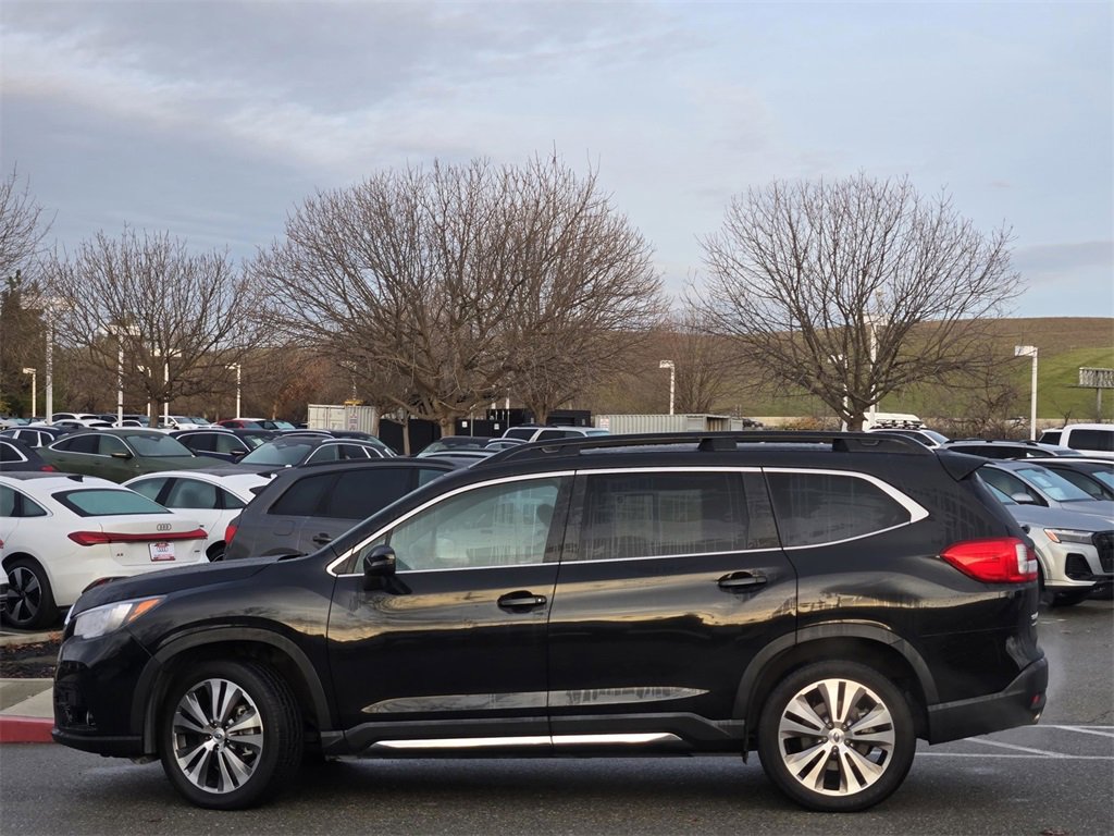 Used 2022 Subaru Ascent Limited image 7