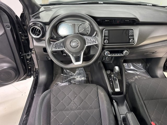 Used 2020 Nissan Kicks SV image 12