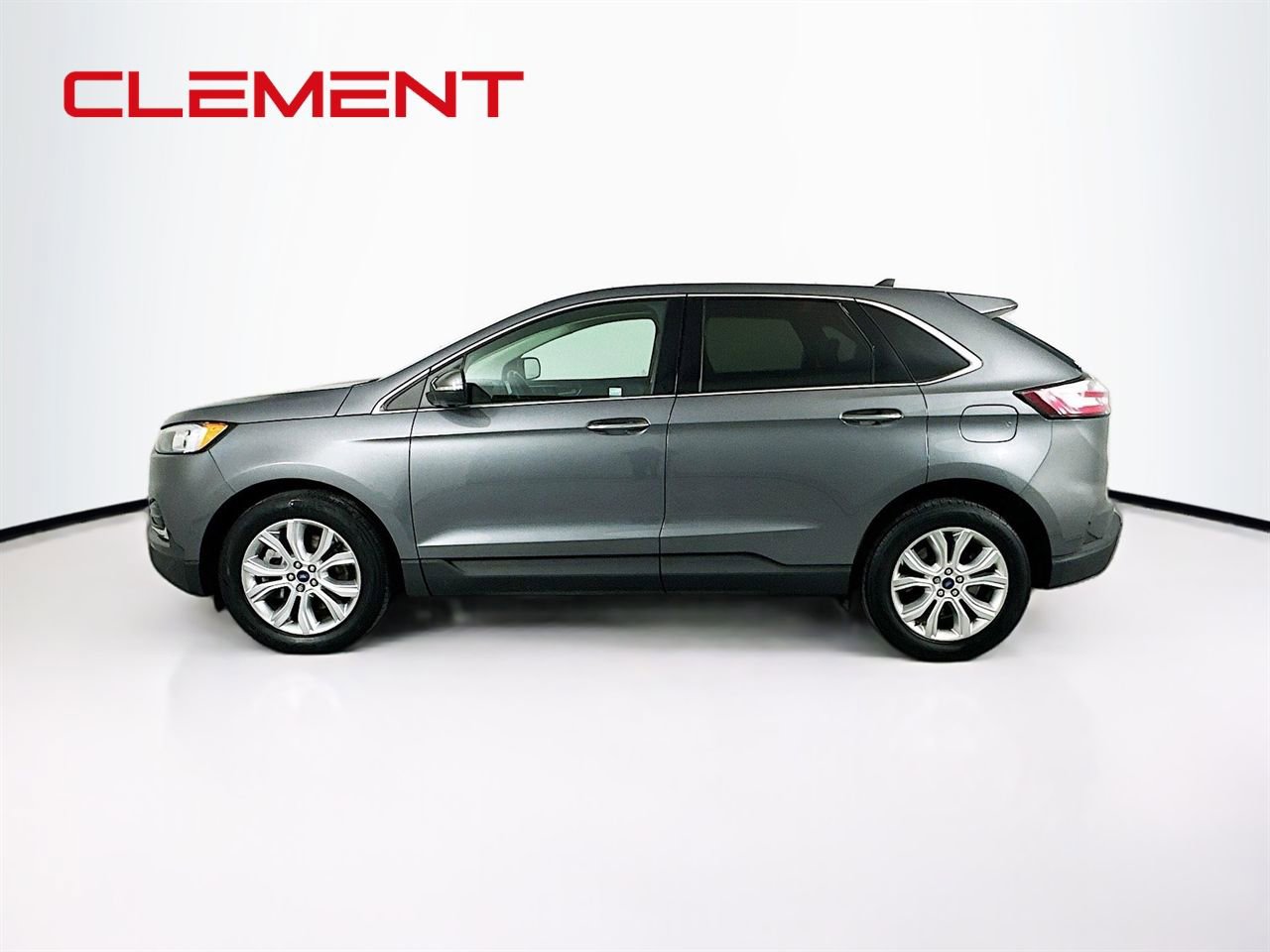 Certified 2022 Ford Edge Titanium image 4