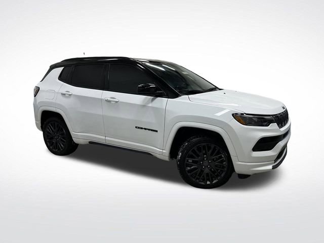 Used 2024 Jeep Compass Limited w/ High Altitude Package image 40