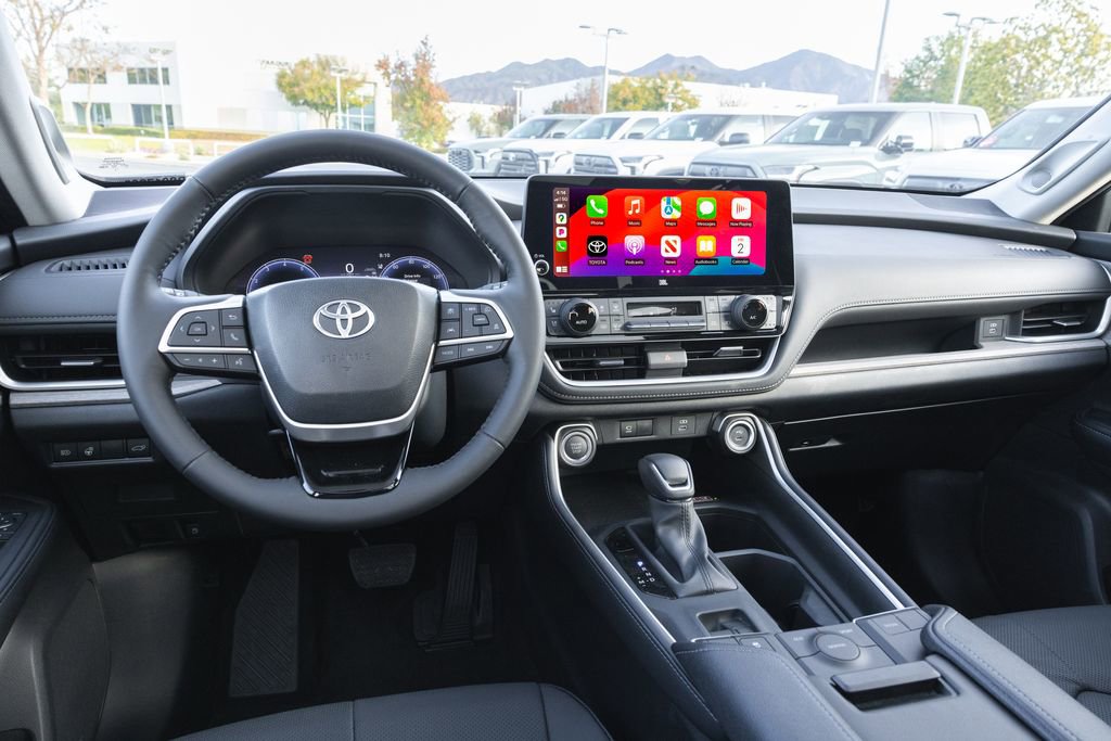 New 2026 Toyota Grand Highlander Limited image 13