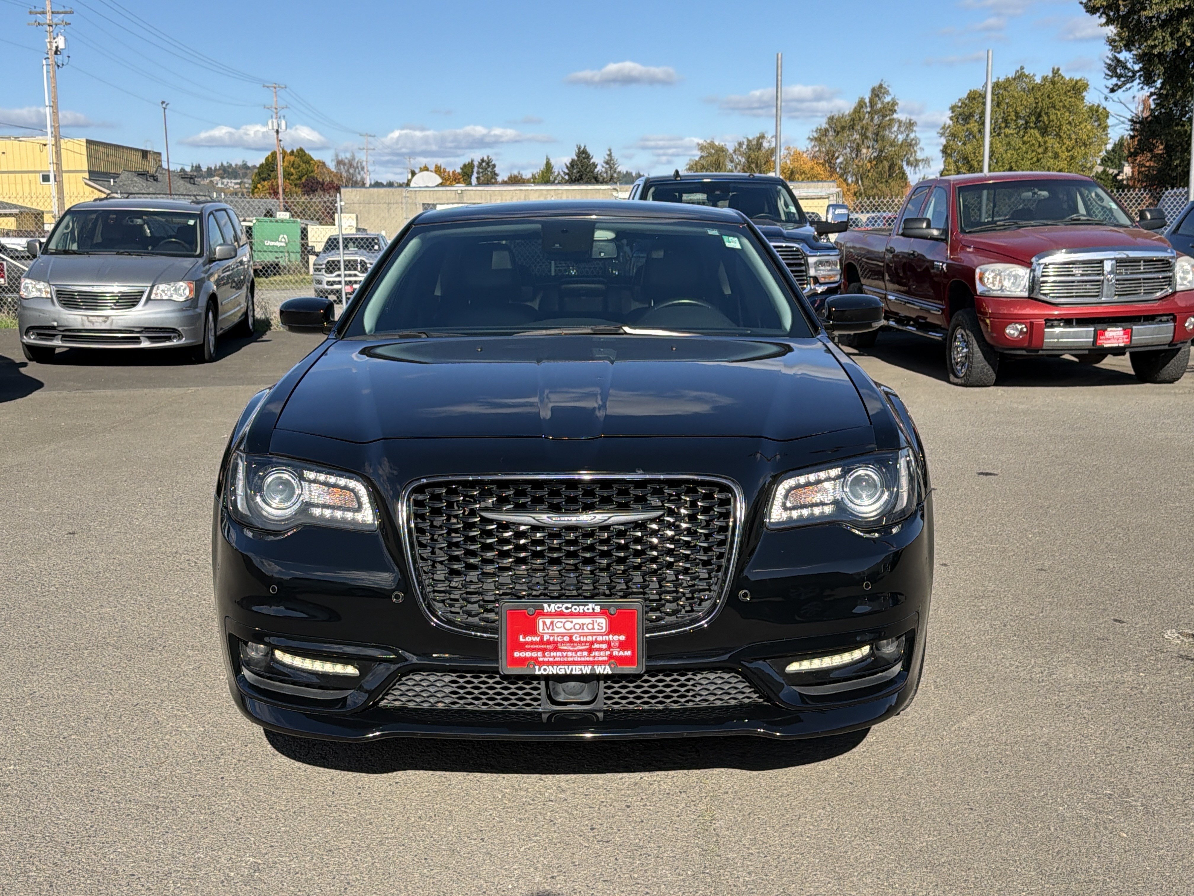 Used 2021 Chrysler 300 Touring L AWD/4WD image 8