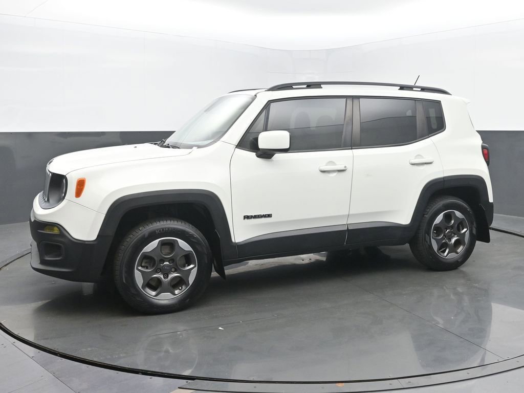 Used 2015 Jeep Renegade Latitude AWD/4WD image 2