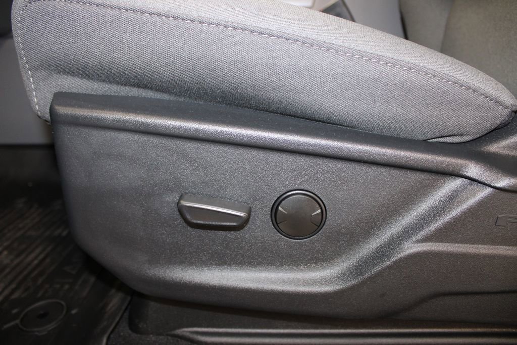 New 2026 Ford F250 XLT w/ XLT Premium Package image 20