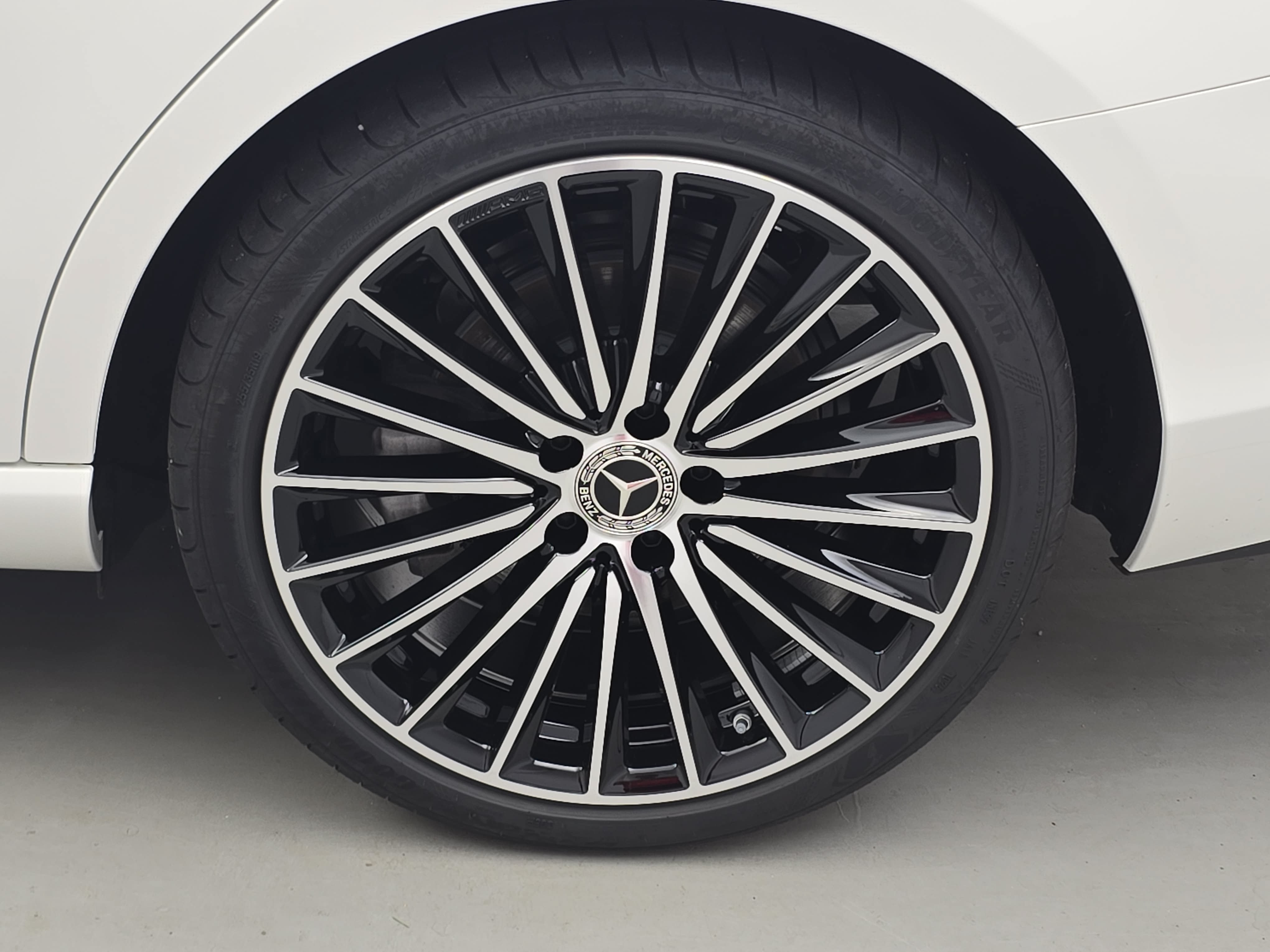 Certified 2026 Mercedes-Benz C 300 Sedan image 34