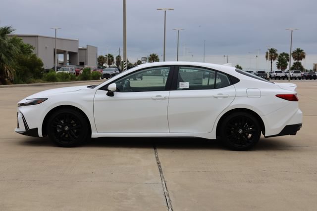 New 2026 Toyota Camry SE FWD image 5