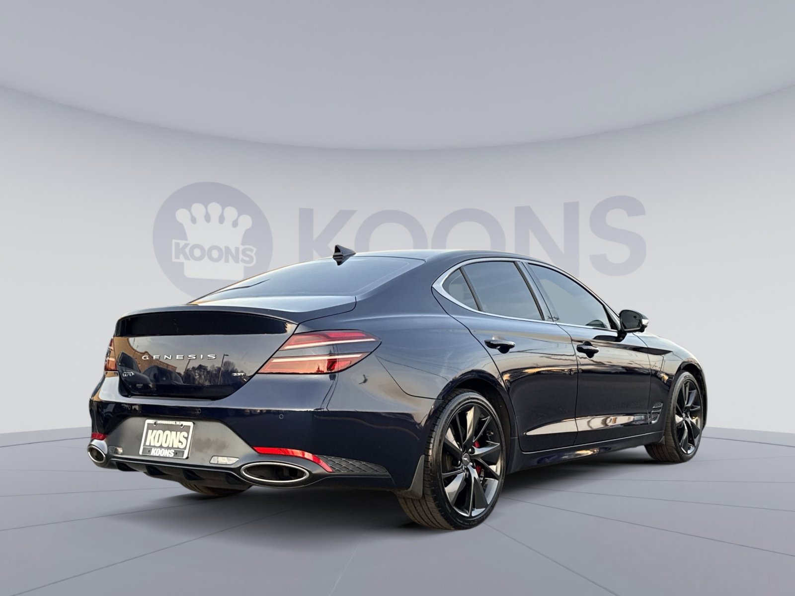 Used 2023 Genesis G70 3.3T w/ Sport Prestige Package image 7