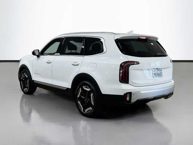 Certified 2024 Kia Telluride EX w/ EX Captain's Chair Package FWD image 5
