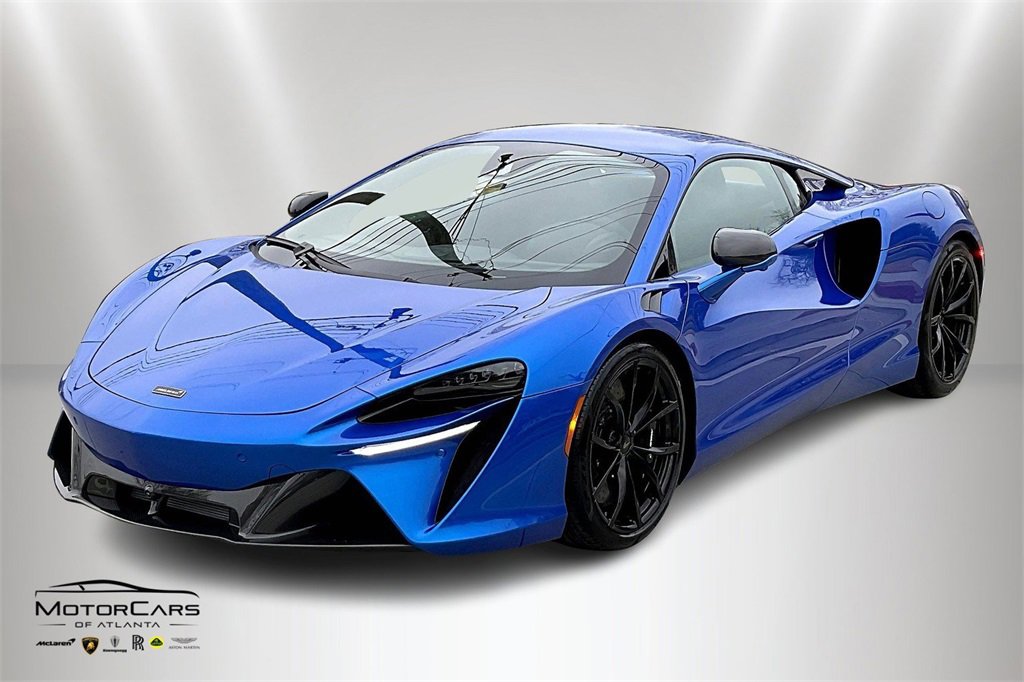 New 2025 McLaren Artura